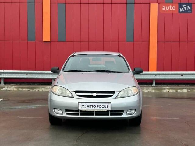 Серый Шевроле Лачетти, объемом двигателя 1.6 л и пробегом 144 тыс. км за 5290 $, фото 2 на Automoto.ua