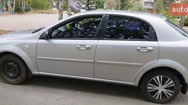 Серый Шевроле Лачетти, объемом двигателя 1.6 л и пробегом 250 тыс. км за 4200 $, фото 17 на Automoto.ua