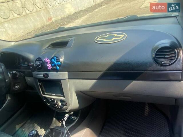 Серый Шевроле Лачетти, объемом двигателя 1.4 л и пробегом 314 тыс. км за 3700 $, фото 18 на Automoto.ua