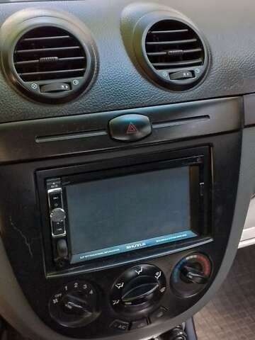 Серый Шевроле Лачетти, объемом двигателя 1.6 л и пробегом 200 тыс. км за 3700 $, фото 13 на Automoto.ua