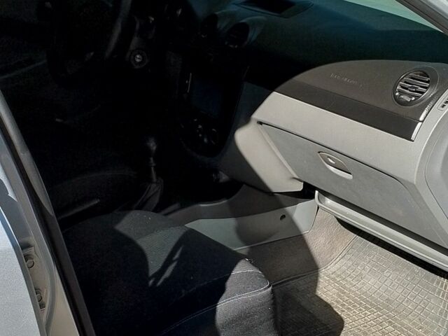 Сірий Шевроле Лачетті, об'ємом двигуна 1.6 л та пробігом 200 тис. км за 3500 $, фото 6 на Automoto.ua