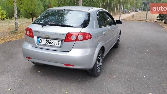 Серый Шевроле Лачетти, объемом двигателя 1.6 л и пробегом 250 тыс. км за 4200 $, фото 16 на Automoto.ua