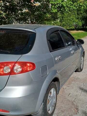 Серый Шевроле Лачетти, объемом двигателя 1.6 л и пробегом 200 тыс. км за 3700 $, фото 20 на Automoto.ua