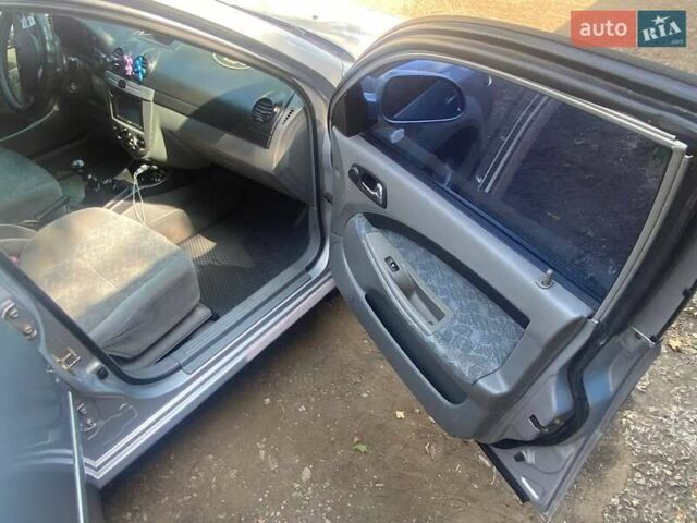 Серый Шевроле Лачетти, объемом двигателя 1.4 л и пробегом 314 тыс. км за 3700 $, фото 19 на Automoto.ua