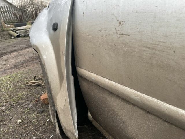 Серый Шевроле Лачетти, объемом двигателя 1.8 л и пробегом 160 тыс. км за 2000 $, фото 3 на Automoto.ua