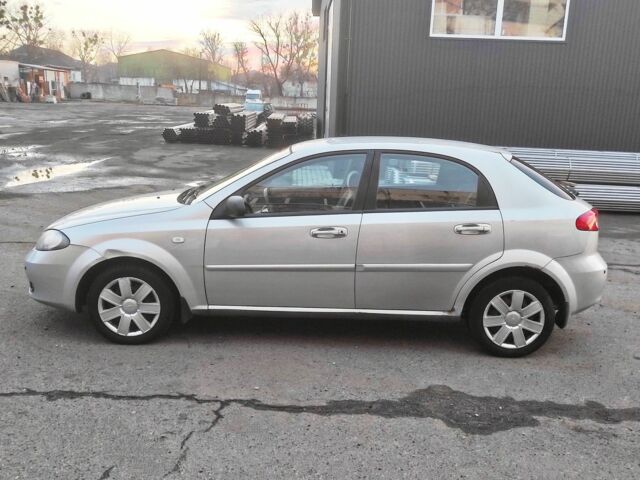 Сірий Шевроле Лачетті, об'ємом двигуна 0 л та пробігом 197 тис. км за 1600 $, фото 7 на Automoto.ua