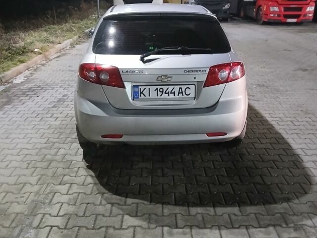 Серый Шевроле Лачетти, объемом двигателя 1.8 л и пробегом 185 тыс. км за 4800 $, фото 1 на Automoto.ua