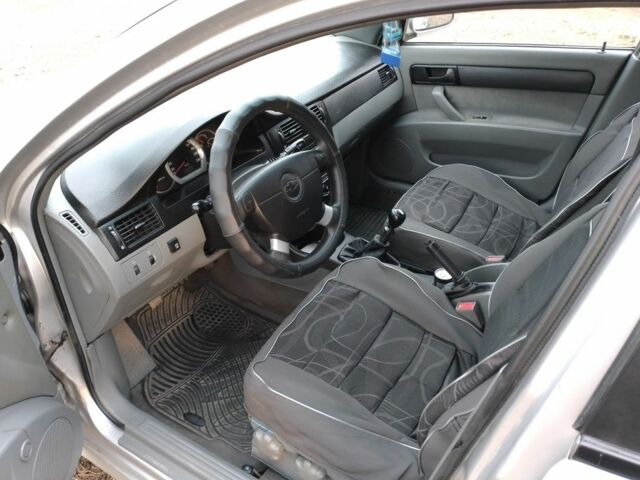 Серый Шевроле Лачетти, объемом двигателя 1.6 л и пробегом 2 тыс. км за 1900 $, фото 1 на Automoto.ua