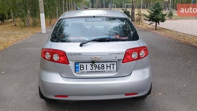 Серый Шевроле Лачетти, объемом двигателя 1.6 л и пробегом 250 тыс. км за 4200 $, фото 18 на Automoto.ua