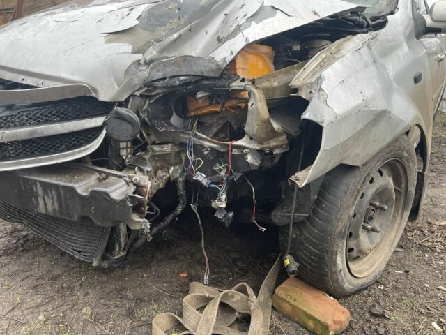 Серый Шевроле Лачетти, объемом двигателя 1.8 л и пробегом 160 тыс. км за 2000 $, фото 1 на Automoto.ua