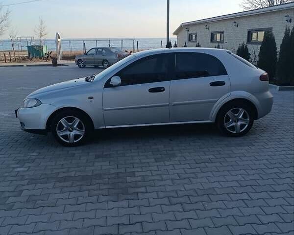 Сірий Шевроле Лачетті, об'ємом двигуна 1.4 л та пробігом 340 тис. км за 3700 $, фото 1 на Automoto.ua