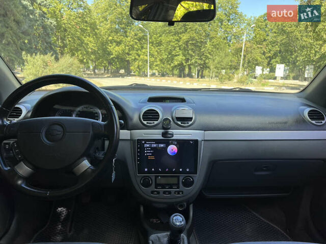 Сірий Шевроле Лачетті, об'ємом двигуна 1.6 л та пробігом 225 тис. км за 4700 $, фото 5 на Automoto.ua