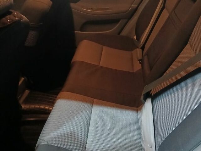 Серый Шевроле Лачетти, объемом двигателя 1.8 л и пробегом 185 тыс. км за 4800 $, фото 2 на Automoto.ua