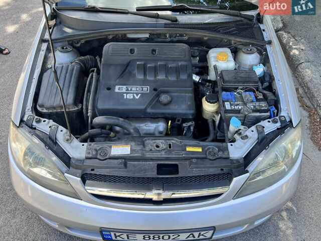 Сірий Шевроле Лачетті, об'ємом двигуна 1.6 л та пробігом 225 тис. км за 4700 $, фото 7 на Automoto.ua