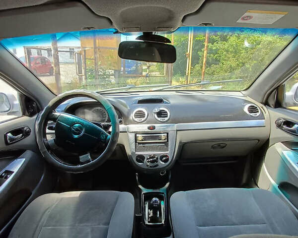 Сірий Шевроле Лачетті, об'ємом двигуна 1.8 л та пробігом 330 тис. км за 2900 $, фото 6 на Automoto.ua