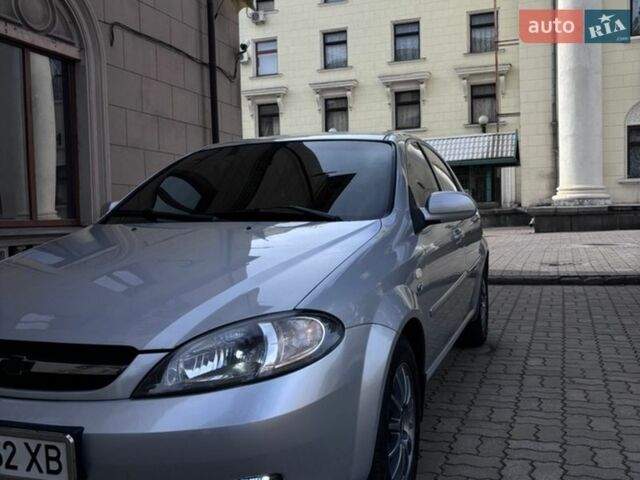 Серый Шевроле Лачетти, объемом двигателя 1.8 л и пробегом 256 тыс. км за 4500 $, фото 4 на Automoto.ua