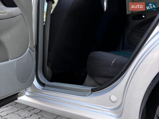 Серый Шевроле Лачетти, объемом двигателя 1.8 л и пробегом 256 тыс. км за 4500 $, фото 20 на Automoto.ua