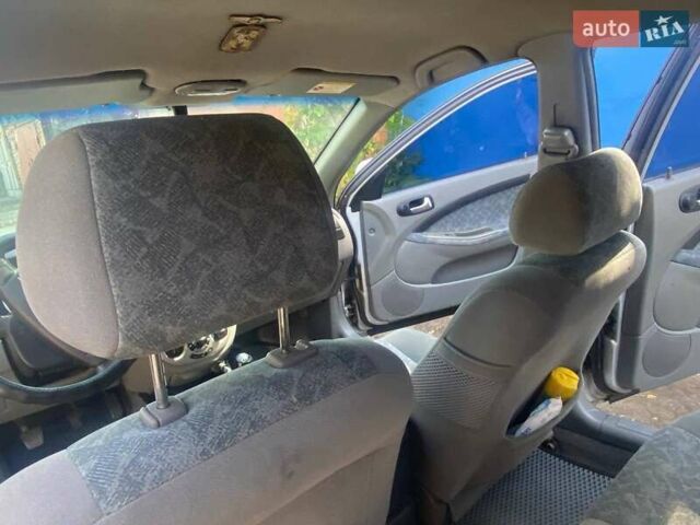 Серый Шевроле Лачетти, объемом двигателя 1.4 л и пробегом 314 тыс. км за 3700 $, фото 25 на Automoto.ua