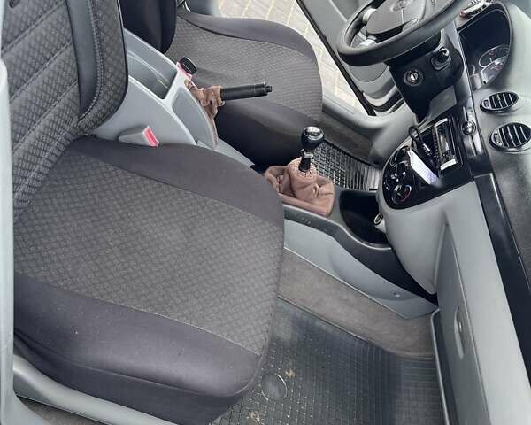 Серый Шевроле Лачетти, объемом двигателя 1.6 л и пробегом 255 тыс. км за 4700 $, фото 15 на Automoto.ua