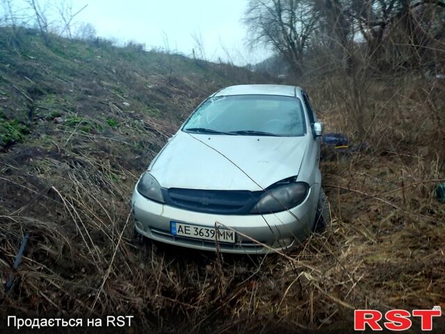 Сірий Шевроле Лачетті, об'ємом двигуна 1.6 л та пробігом 230 тис. км за 2500 $, фото 4 на Automoto.ua