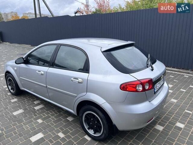 Серый Шевроле Лачетти, объемом двигателя 1.6 л и пробегом 255 тыс. км за 4700 $, фото 9 на Automoto.ua