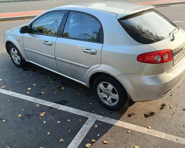 Шевроле Лачетти 2007 в Киеве на Automoto.ua Серый Шевроле Лачетти, объемом двигателя 1.6 л и пробегом 162 тыс. км за 3700 $, фото 12 на Automoto.ua