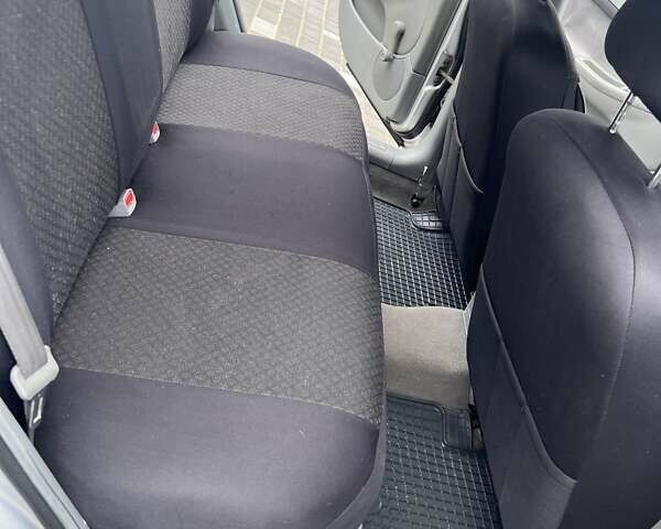 Серый Шевроле Лачетти, объемом двигателя 1.6 л и пробегом 255 тыс. км за 4700 $, фото 16 на Automoto.ua