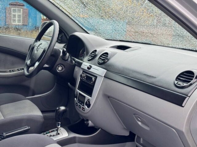 Серый Шевроле Лачетти, объемом двигателя 1.8 л и пробегом 192 тыс. км за 4650 $, фото 7 на Automoto.ua