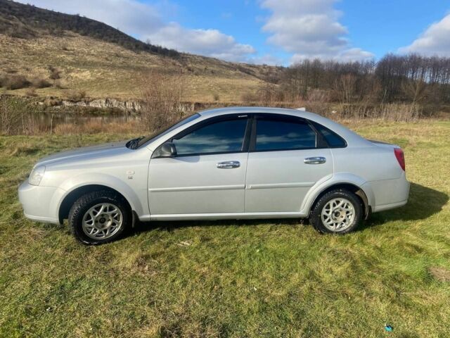 Сірий Шевроле Лачетті, об'ємом двигуна 1.6 л та пробігом 230 тис. км за 3300 $, фото 2 на Automoto.ua