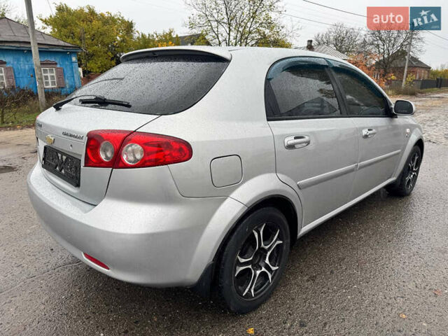 Серый Шевроле Лачетти, объемом двигателя 1.8 л и пробегом 189 тыс. км за 4650 $, фото 17 на Automoto.ua