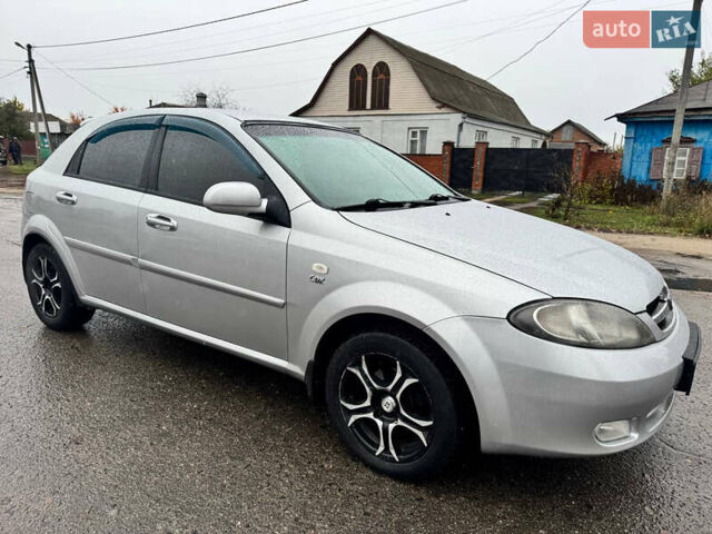 Серый Шевроле Лачетти, объемом двигателя 1.8 л и пробегом 189 тыс. км за 4650 $, фото 7 на Automoto.ua