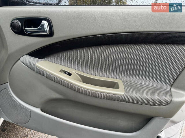 Серый Шевроле Лачетти, объемом двигателя 1.8 л и пробегом 189 тыс. км за 4650 $, фото 35 на Automoto.ua