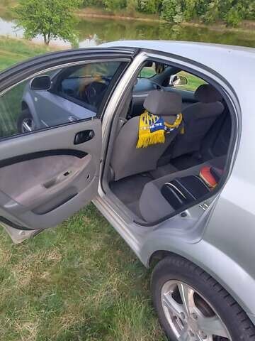 Серый Шевроле Лачетти, объемом двигателя 1.6 л и пробегом 220 тыс. км за 4800 $, фото 14 на Automoto.ua