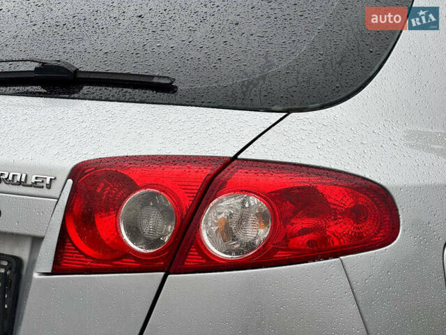 Серый Шевроле Лачетти, объемом двигателя 1.8 л и пробегом 189 тыс. км за 4650 $, фото 12 на Automoto.ua