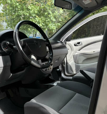 Шевроле Лачетти 2008 в Запорожье на Automoto.ua Серый Шевроле Лачетти, объемом двигателя 1.8 л и пробегом 68 тыс. км за 6200 $, фото 14 на Automoto.ua