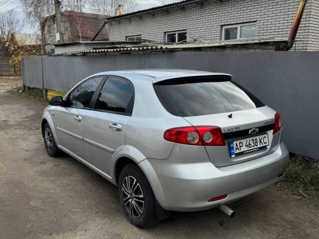 Серый Шевроле Лачетти, объемом двигателя 1.6 л и пробегом 350 тыс. км за 4069 $, фото 3 на Automoto.ua