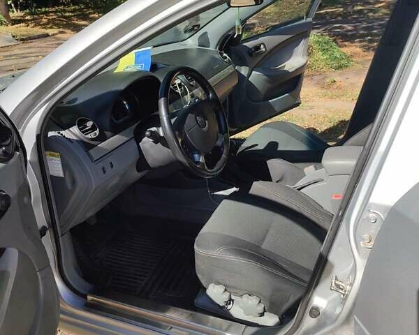 Сірий Шевроле Лачетті, об'ємом двигуна 1.6 л та пробігом 191 тис. км за 4300 $, фото 7 на Automoto.ua