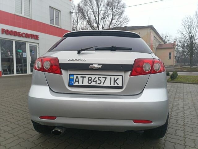 Серый Шевроле Лачетти, объемом двигателя 1.6 л и пробегом 267 тыс. км за 3350 $, фото 3 на Automoto.ua