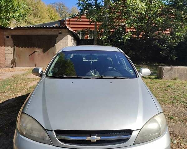 Сірий Шевроле Лачетті, об'ємом двигуна 1.6 л та пробігом 191 тис. км за 4300 $, фото 1 на Automoto.ua