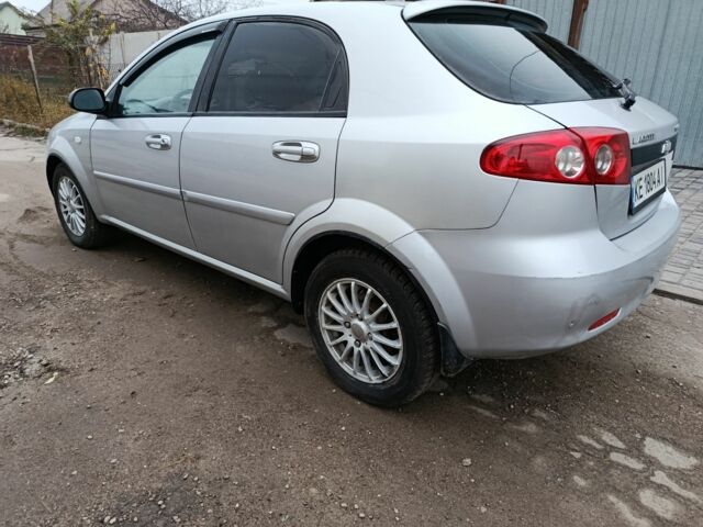 Сірий Шевроле Лачетті, об'ємом двигуна 1 л та пробігом 275 тис. км за 3999 $, фото 2 на Automoto.ua