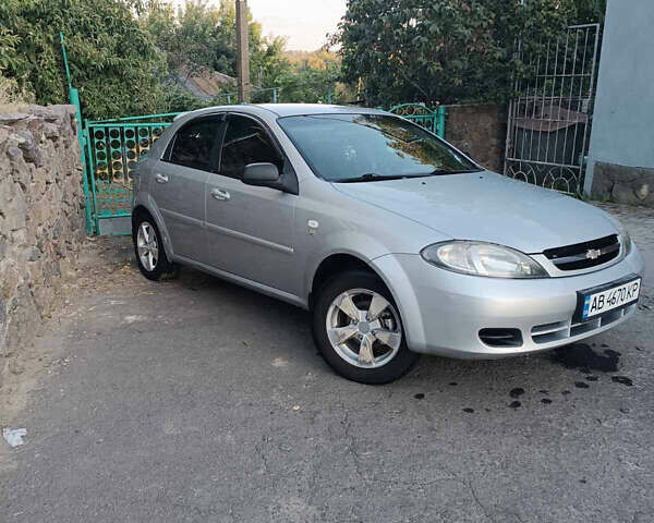 Серый Шевроле Лачетти, объемом двигателя 1.6 л и пробегом 280 тыс. км за 3200 $, фото 3 на Automoto.ua