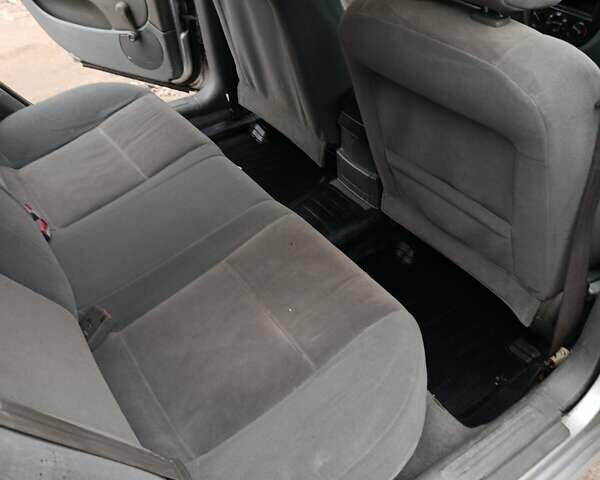 Серый Шевроле Лачетти, объемом двигателя 1.6 л и пробегом 275 тыс. км за 3999 $, фото 8 на Automoto.ua