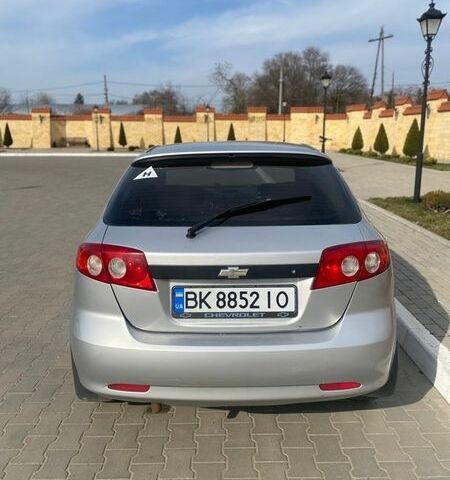 Серый Шевроле Лачетти, объемом двигателя 1.6 л и пробегом 292 тыс. км за 3000 $, фото 1 на Automoto.ua