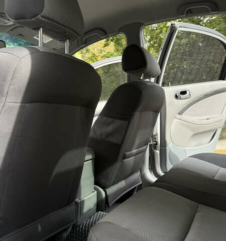 Шевроле Лачетти 2008 в Запорожье на Automoto.ua Серый Шевроле Лачетти, объемом двигателя 1.8 л и пробегом 68 тыс. км за 6200 $, фото 13 на Automoto.ua