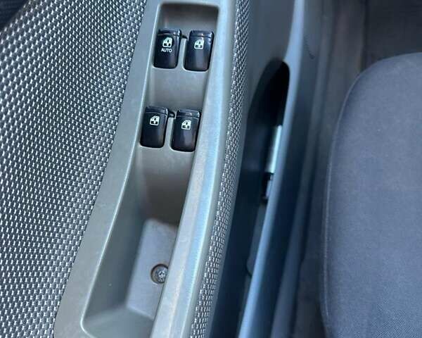 Серый Шевроле Лачетти, объемом двигателя 1.8 л и пробегом 206 тыс. км за 3200 $, фото 6 на Automoto.ua