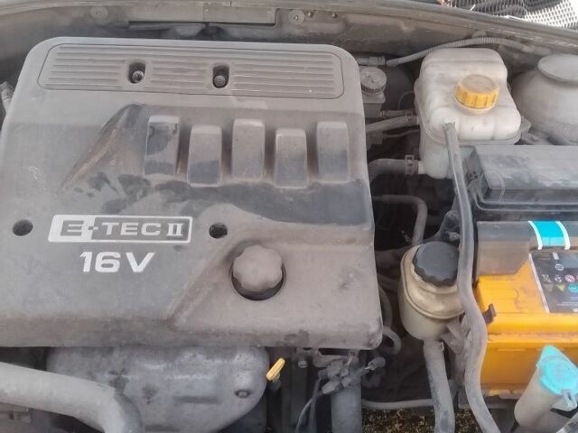 Серый Шевроле Лачетти, объемом двигателя 1 л и пробегом 270 тыс. км за 3000 $, фото 7 на Automoto.ua