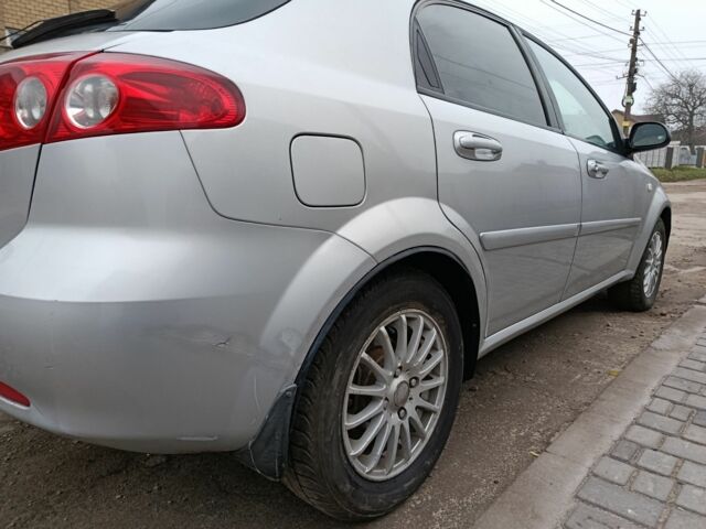 Сірий Шевроле Лачетті, об'ємом двигуна 1 л та пробігом 275 тис. км за 3999 $, фото 3 на Automoto.ua