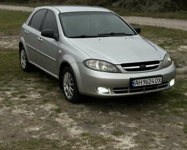 Серый Шевроле Лачетти, объемом двигателя 1.6 л и пробегом 280 тыс. км за 3600 $, фото 4 на Automoto.ua