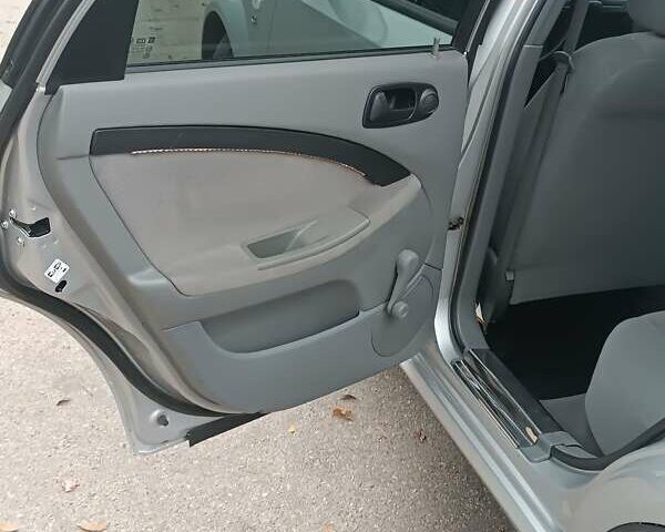 Серый Шевроле Лачетти, объемом двигателя 1.6 л и пробегом 81 тыс. км за 6200 $, фото 18 на Automoto.ua