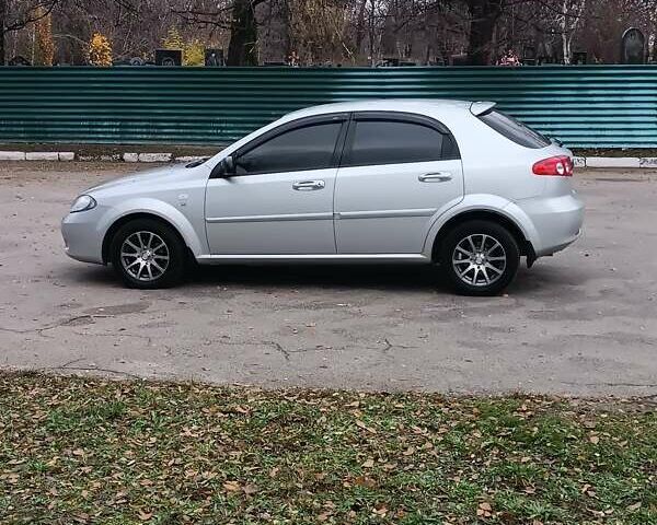 Серый Шевроле Лачетти, объемом двигателя 1.6 л и пробегом 81 тыс. км за 6200 $, фото 5 на Automoto.ua